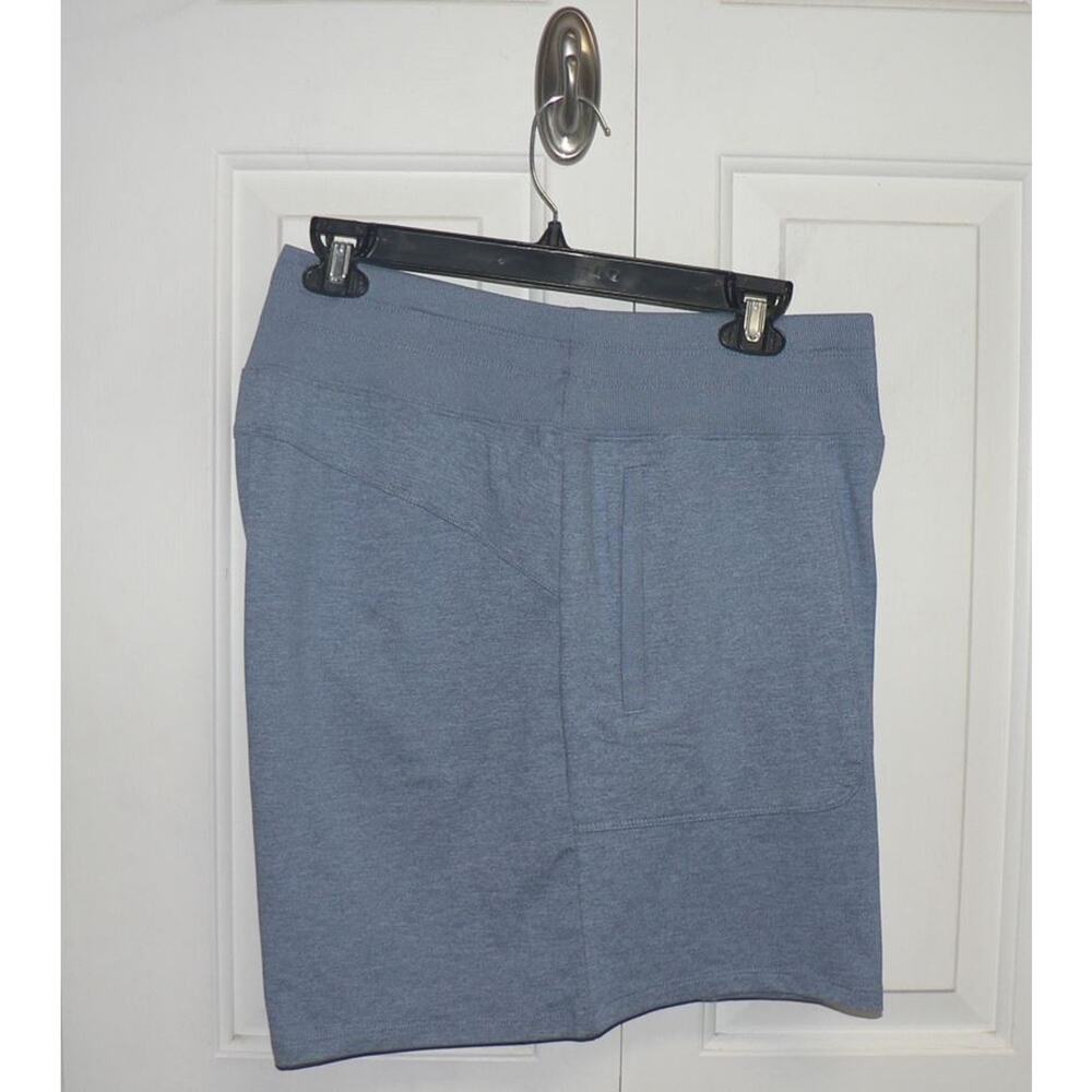 Freely Women's Plus Size Coastal Luxe Zipper Pocket Shorts in Blue 1X MSRP $30 - Picture 3 of 5